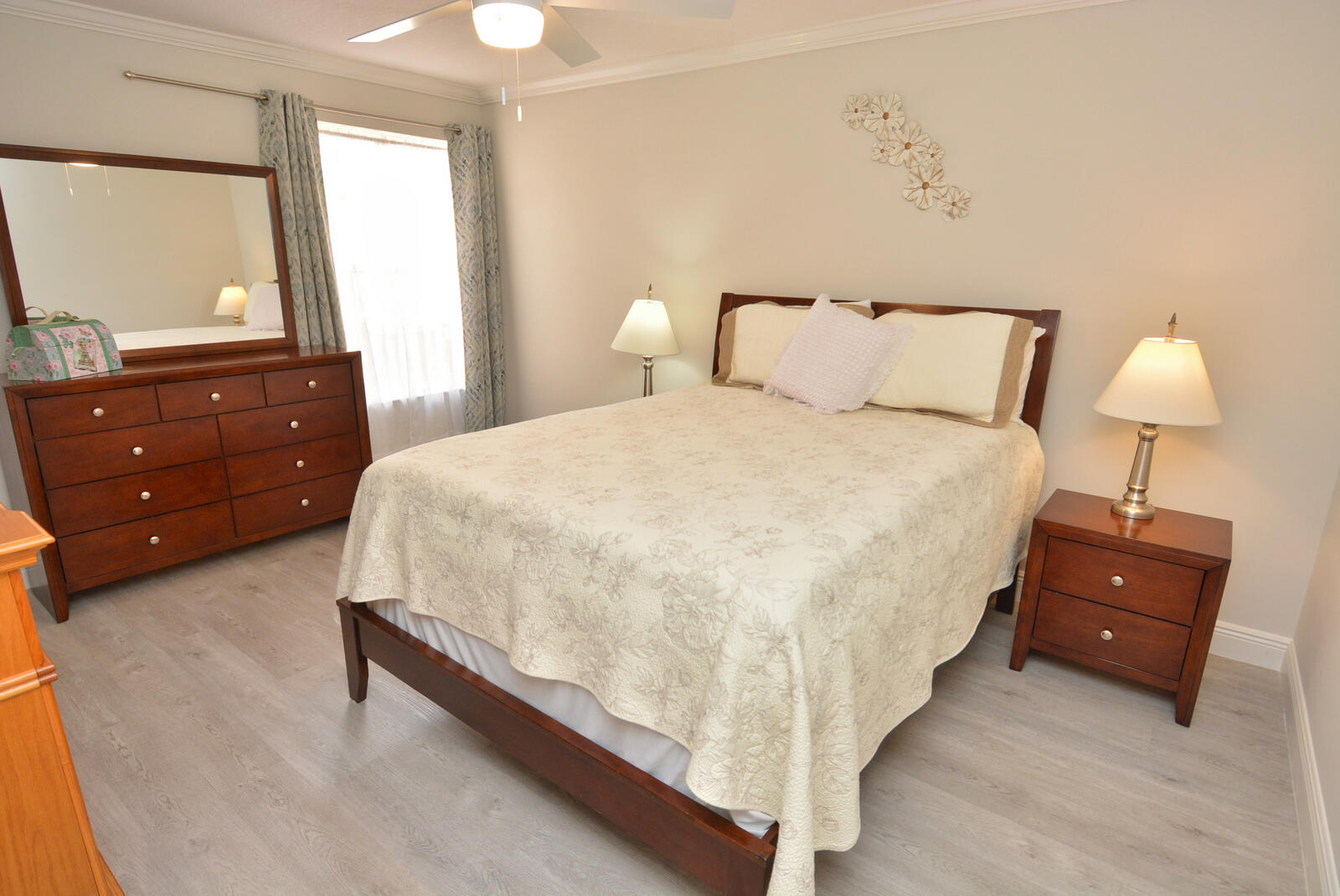 FLORIDA CLUB - Residential Lease