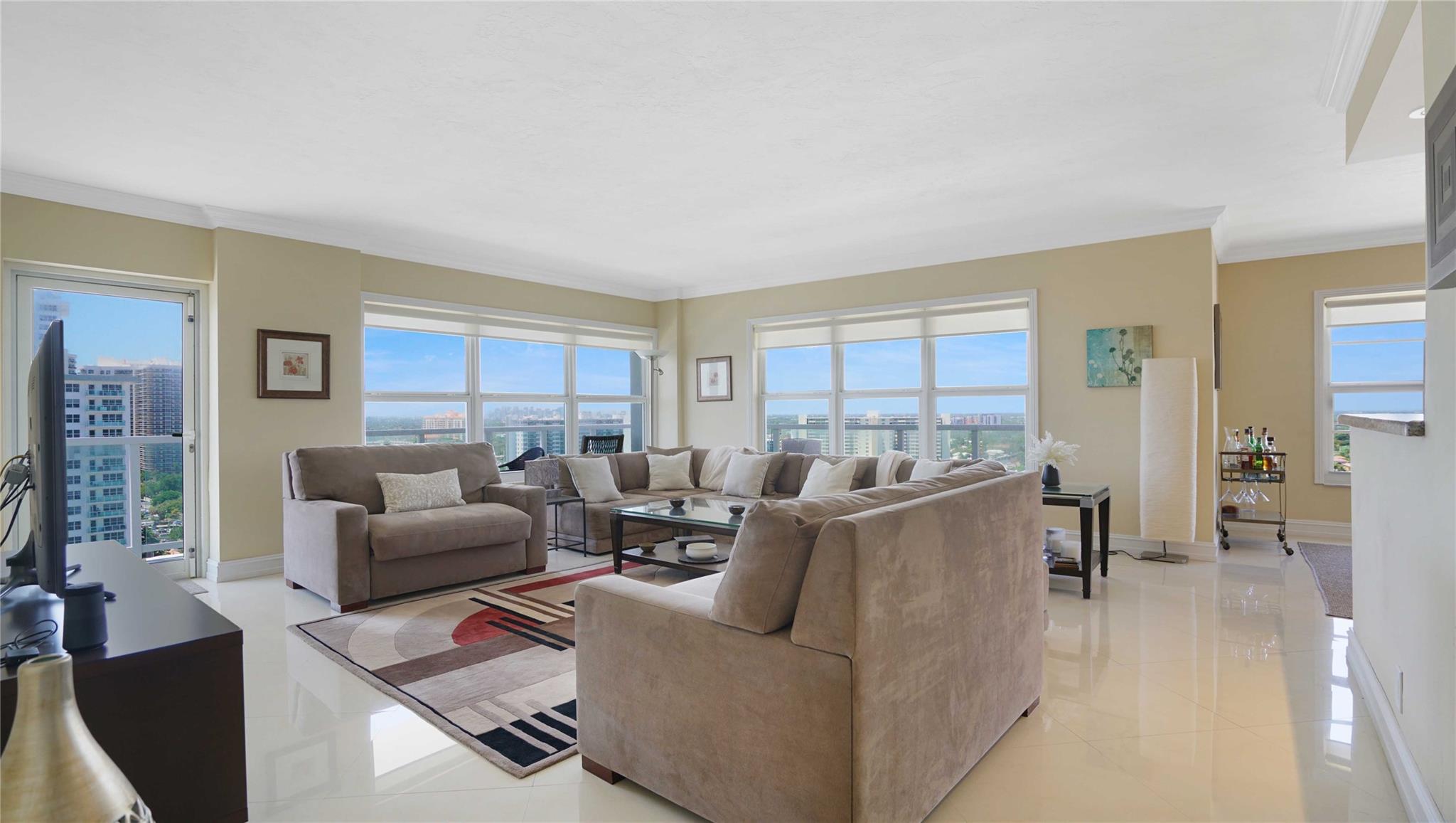 3750 GALT OCEAN DR 1806
