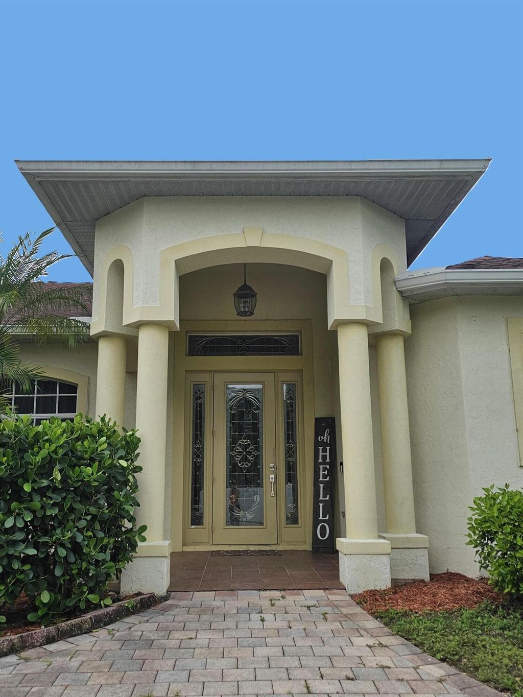 Photo of 414 SW Cherry Hill Road, Port Saint Lucie, FL 34953 (MLS # R11120138)