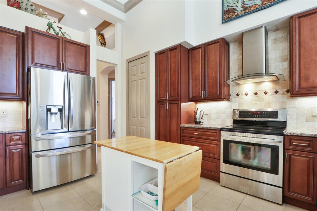 POD 26 AT THE RESERVE PHASE II CYPRESS POINT - Residential