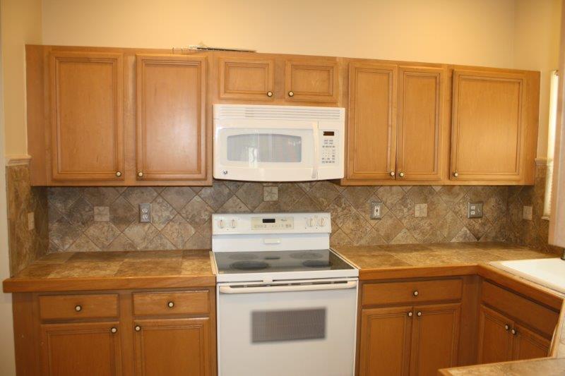 Armour Manor - Residential