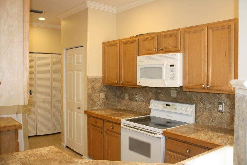 Armour Manor - Residential