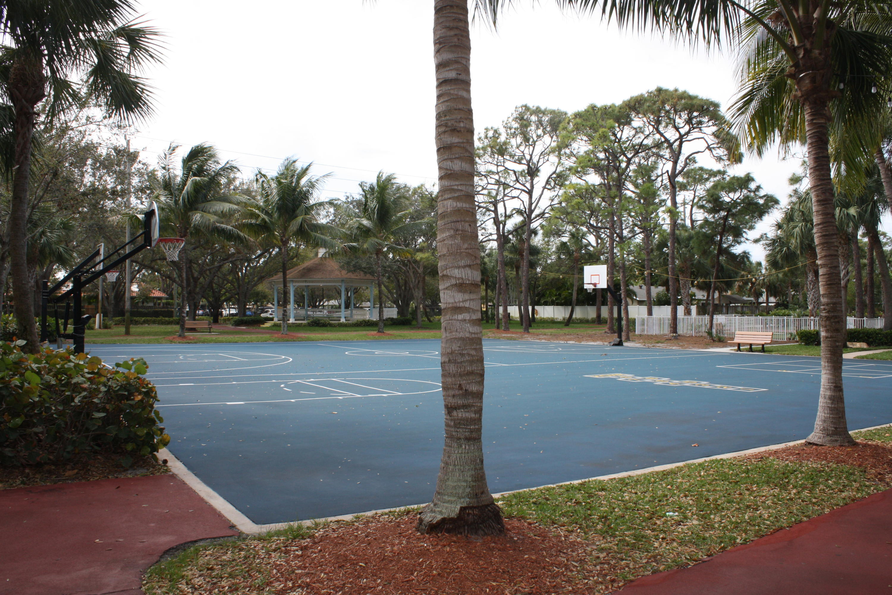 Armour Manor - Residential