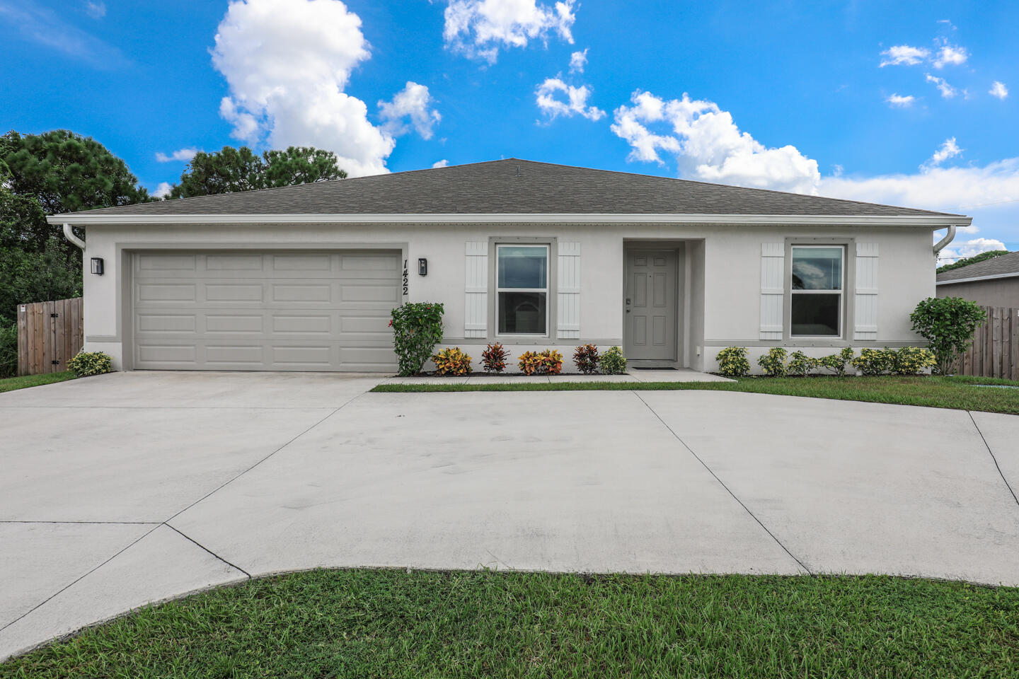 Welcome to this remarkable CBS non HOA home, built by Holiday Builders, which boasts 4 bedrooms, 2 full bathrooms, and a generously proportioned 2 car garage. Upgrades galore featuring a Vivint Security system, upgraded refrigerator, MyQ garage door, new wood fencing, new gutters, new wood plank flooring & more. A split plan design, providing ample privacy from the other three bedrooms. The heart of this home lies in its open concept kitchen and great room, providing a spacious and inviting area for gatherings and creating lasting memories. An extra space when entering can be used for an office or den, or a formal dining area. U shaped driveway make an ease for parking vehicles, toys/boats/RV's. Come visit today!!