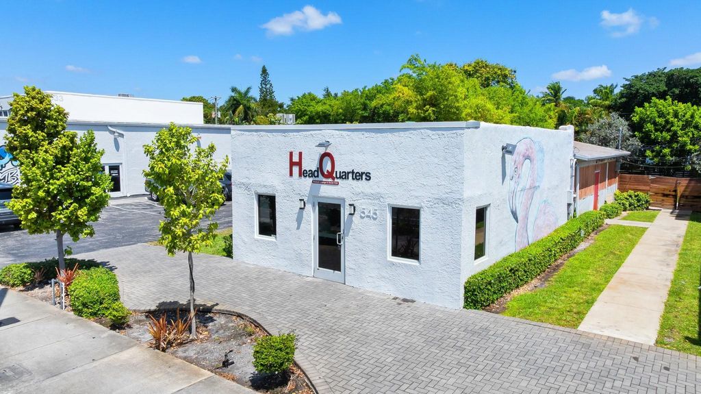 Photo of 545 NE 13th Street, Fort Lauderdale, FL 33304 (MLS # F10503334)