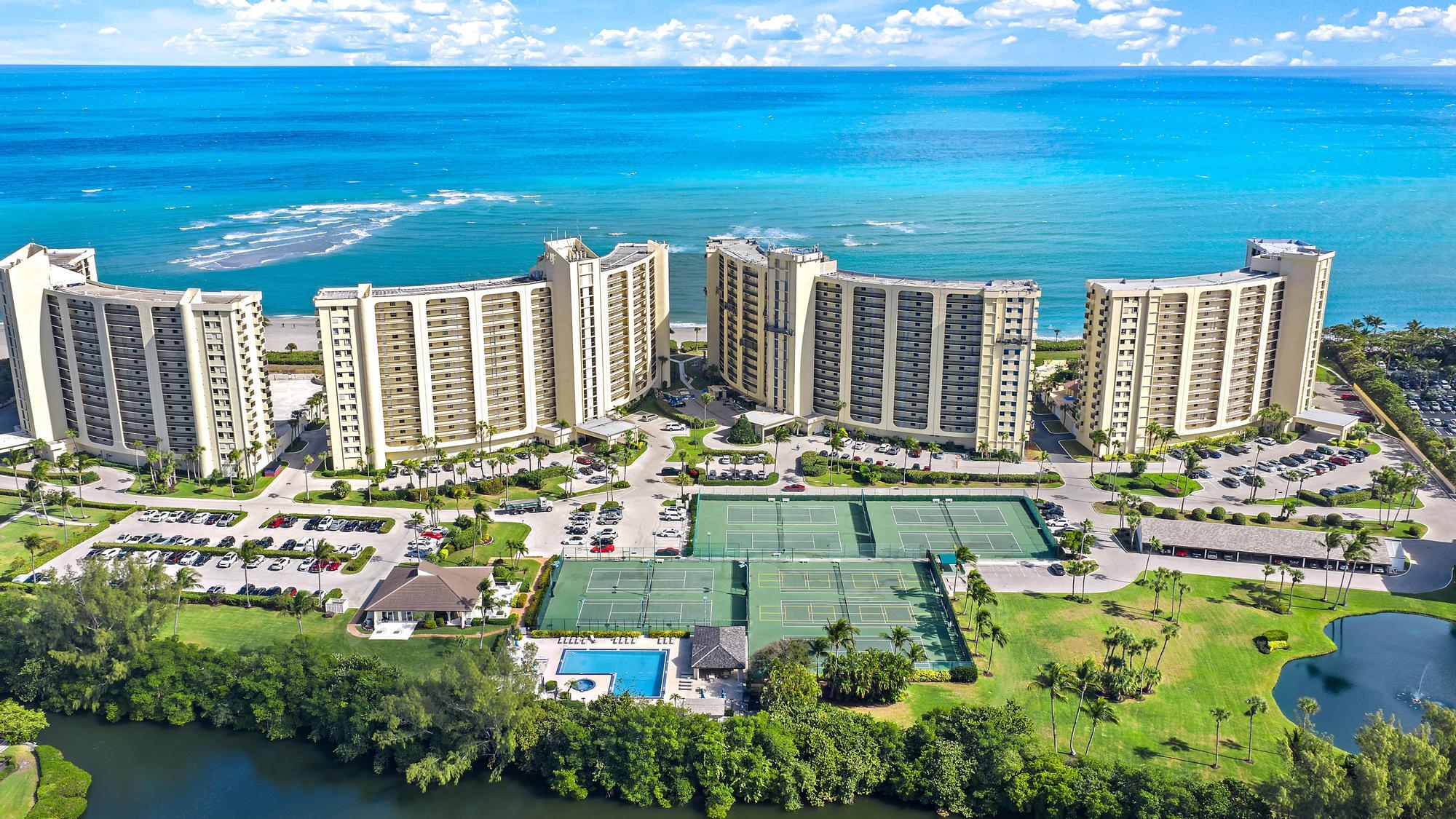 500 Ocean Trail Way 305