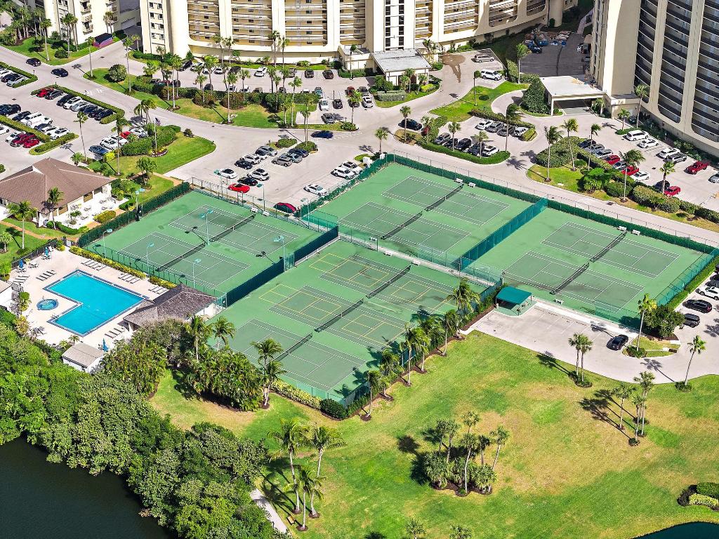 Ocean Trail - Residential