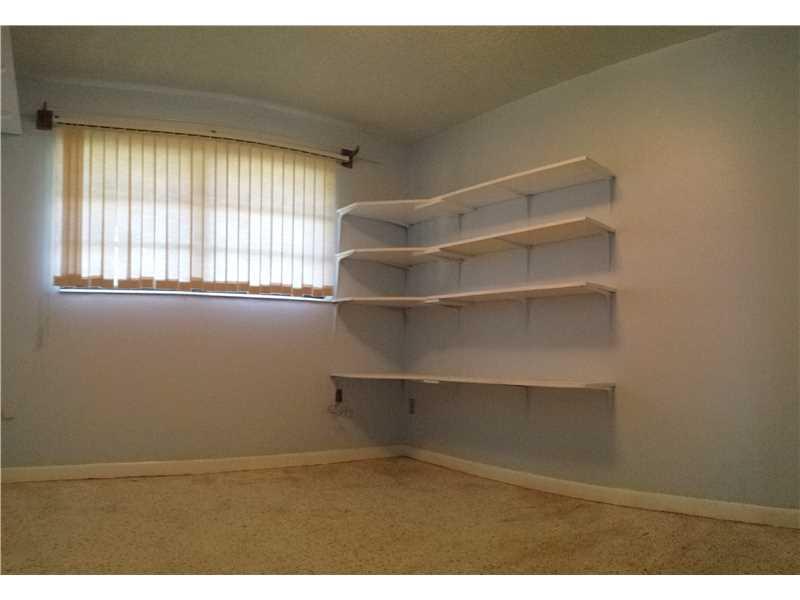 LEE BELL HOMES - Residential