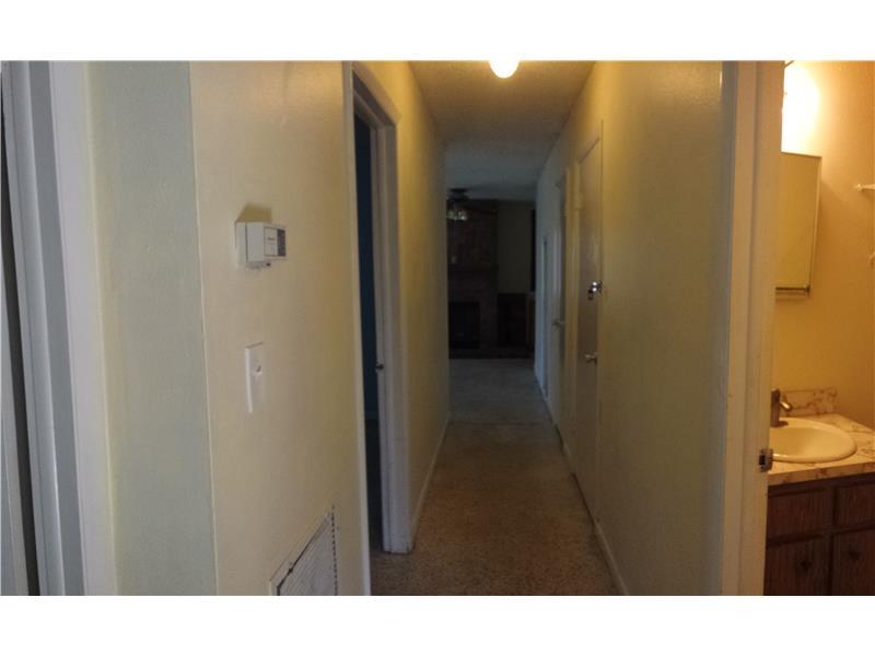 LEE BELL HOMES - Residential