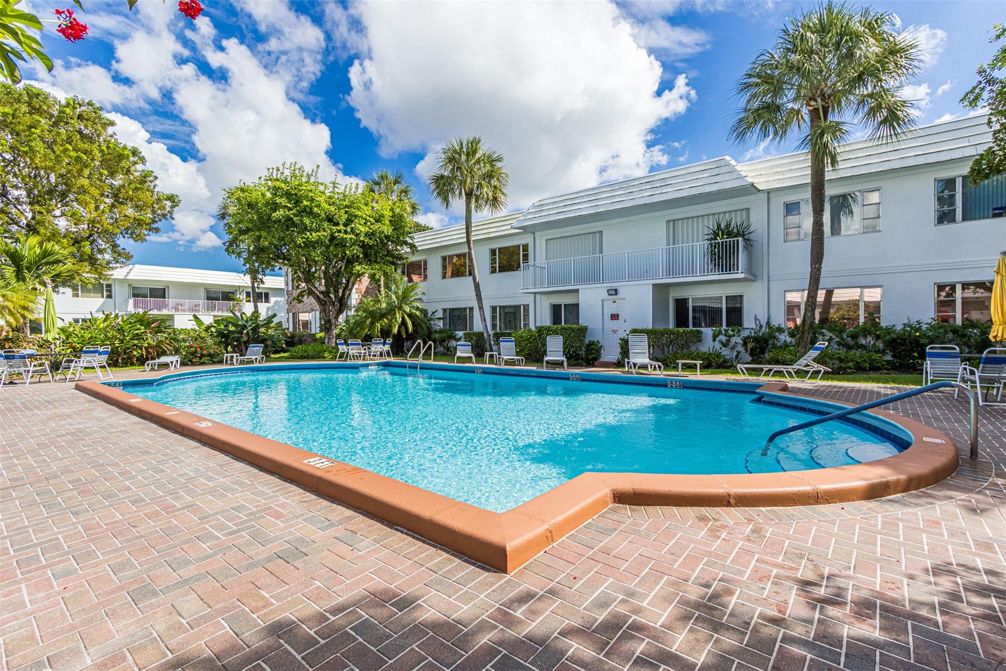 VIRGINIAN APARTMENTS - Residential