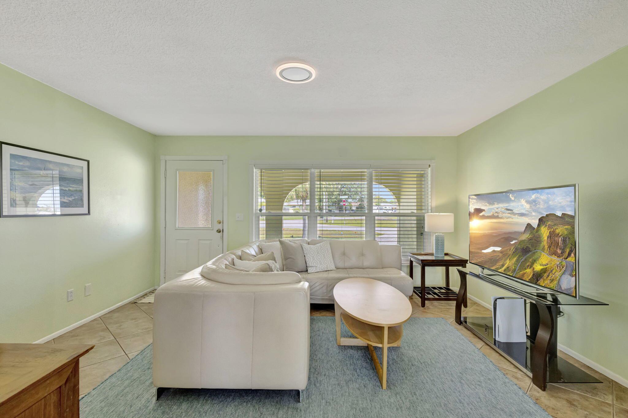 PORT ST LUCIE SECTION 6 - Residential