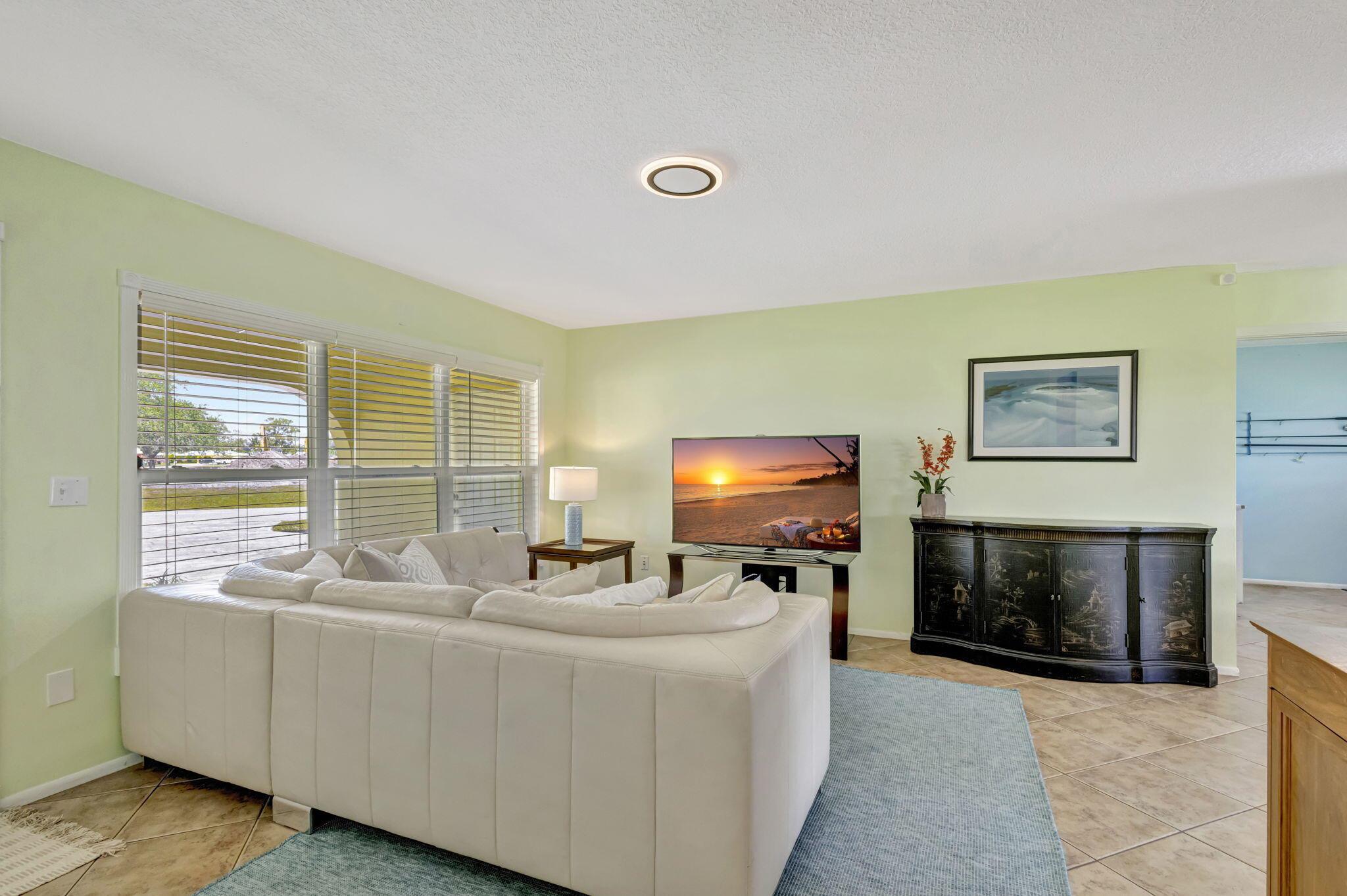 PORT ST LUCIE SECTION 6 - Residential