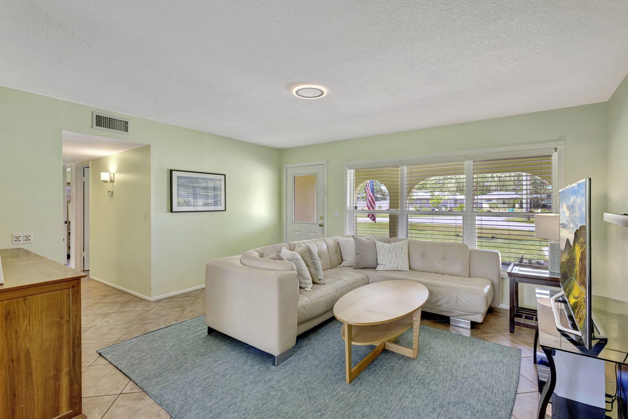 PORT ST LUCIE SECTION 6 - Residential