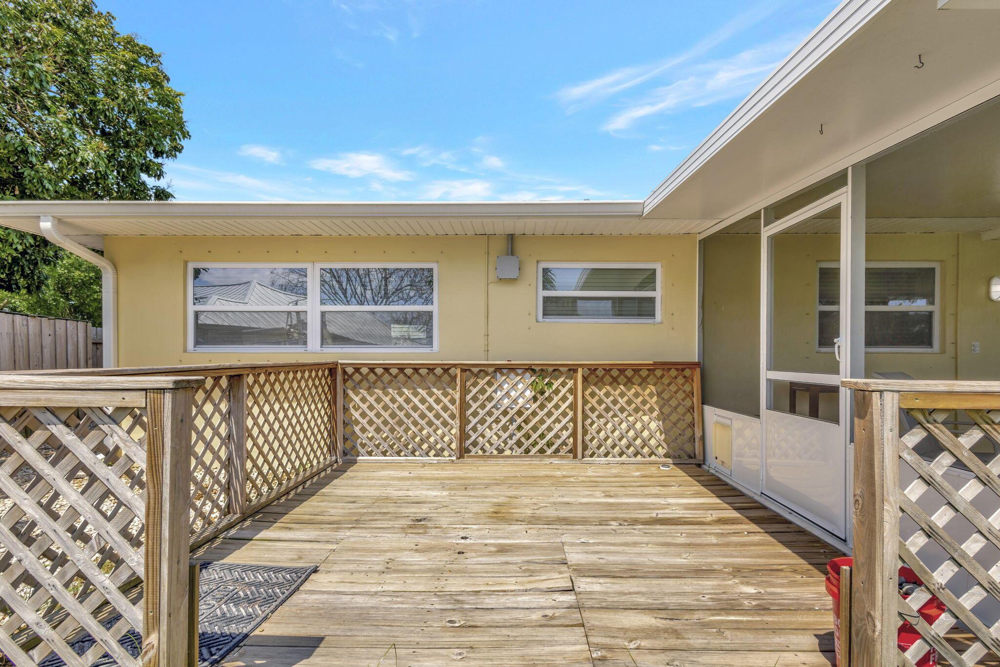 PORT ST LUCIE SECTION 6 - Residential