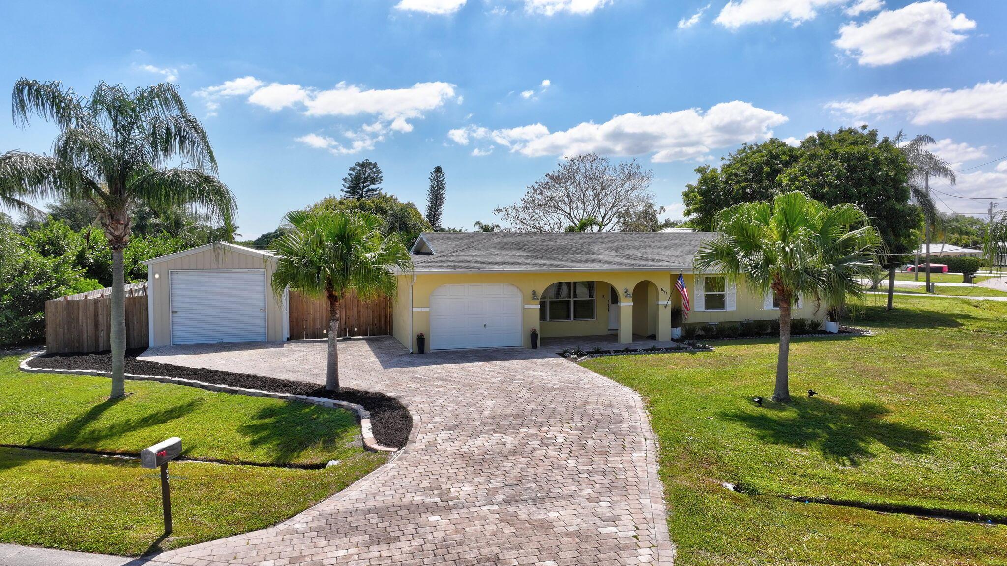 PORT ST LUCIE SECTION 6 - Residential