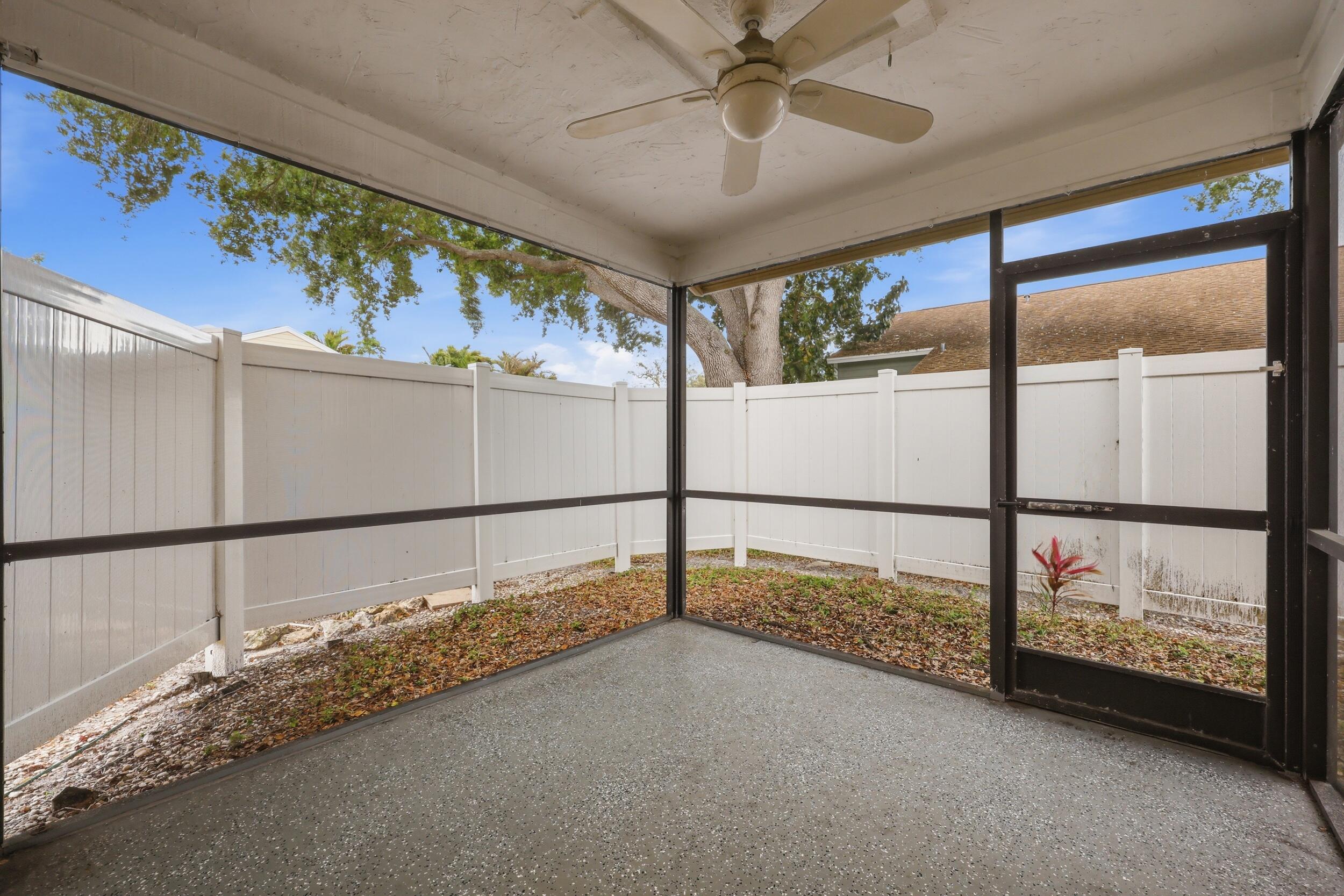 JUPITER VILLAGE TOWNHOMES - Residential