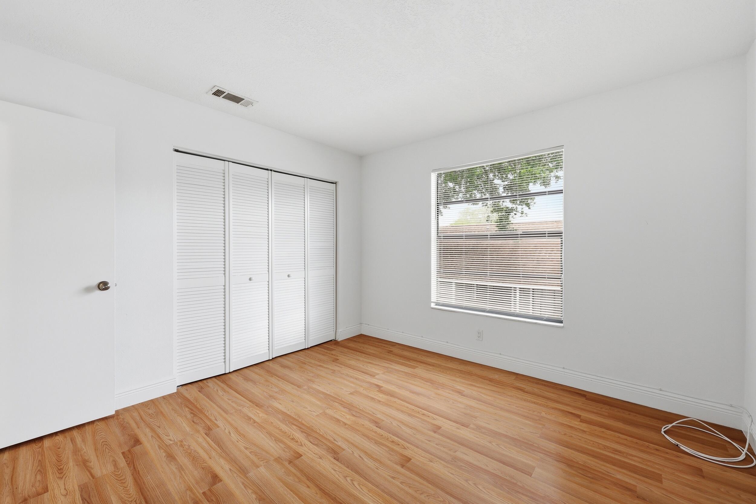 JUPITER VILLAGE TOWNHOMES - Residential