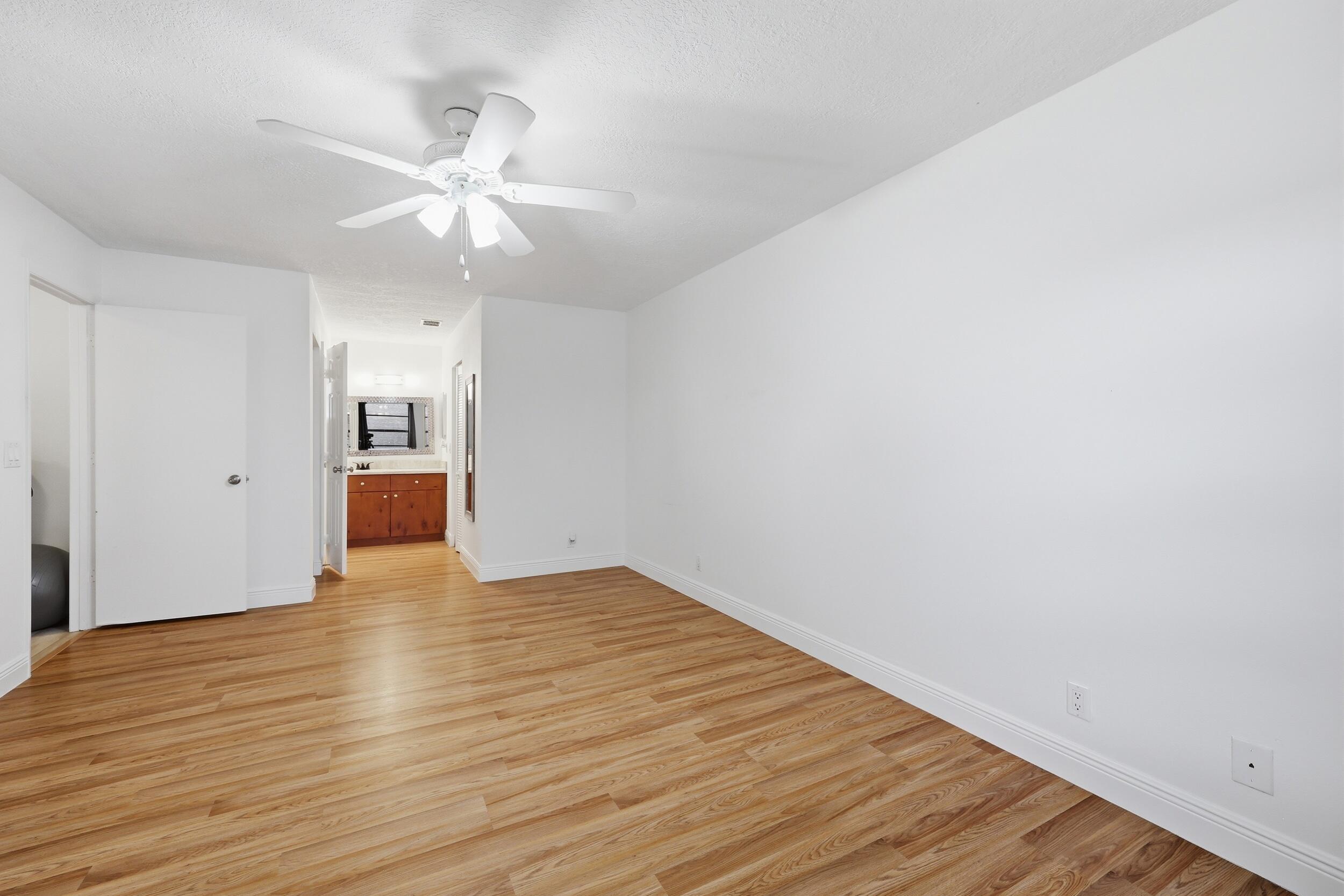 JUPITER VILLAGE TOWNHOMES - Residential