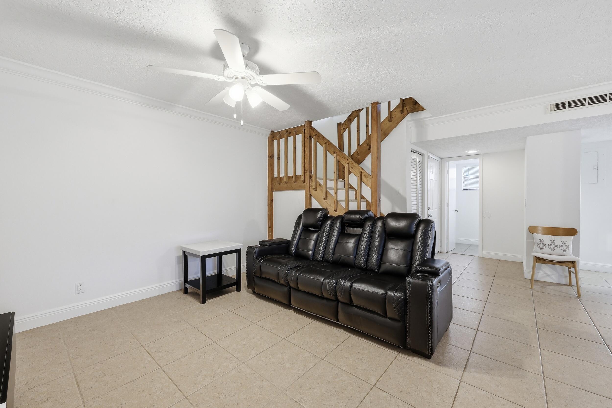 JUPITER VILLAGE TOWNHOMES - Residential