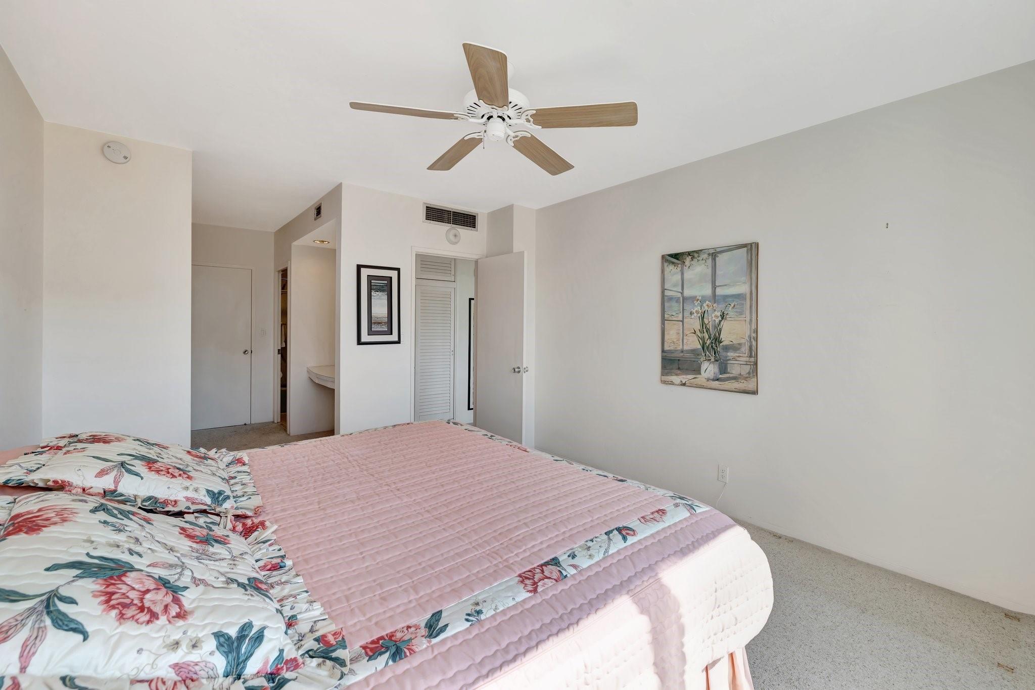 Coral Ridge Towers East - Residential