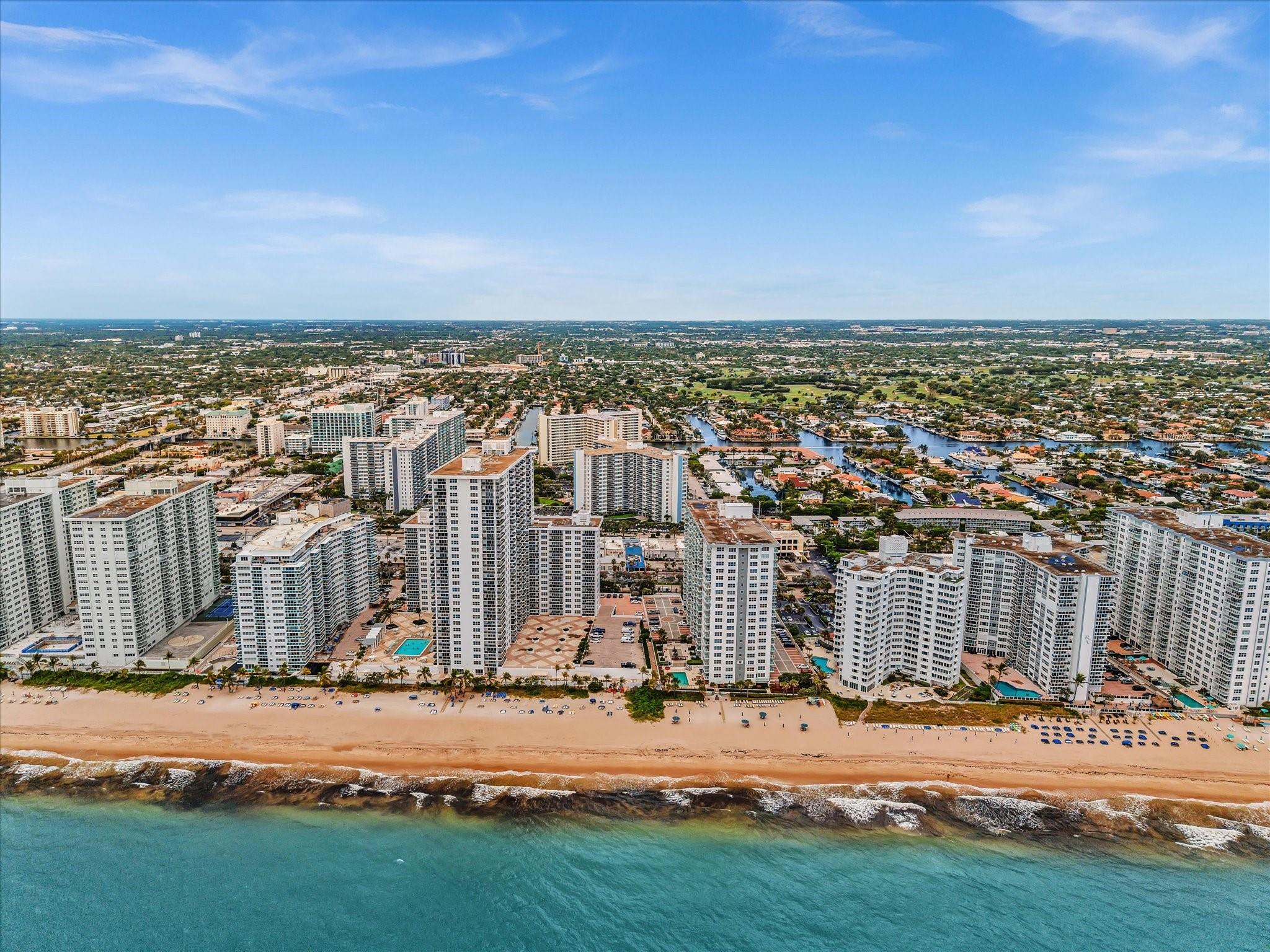 Coral Ridge Towers East - Residential