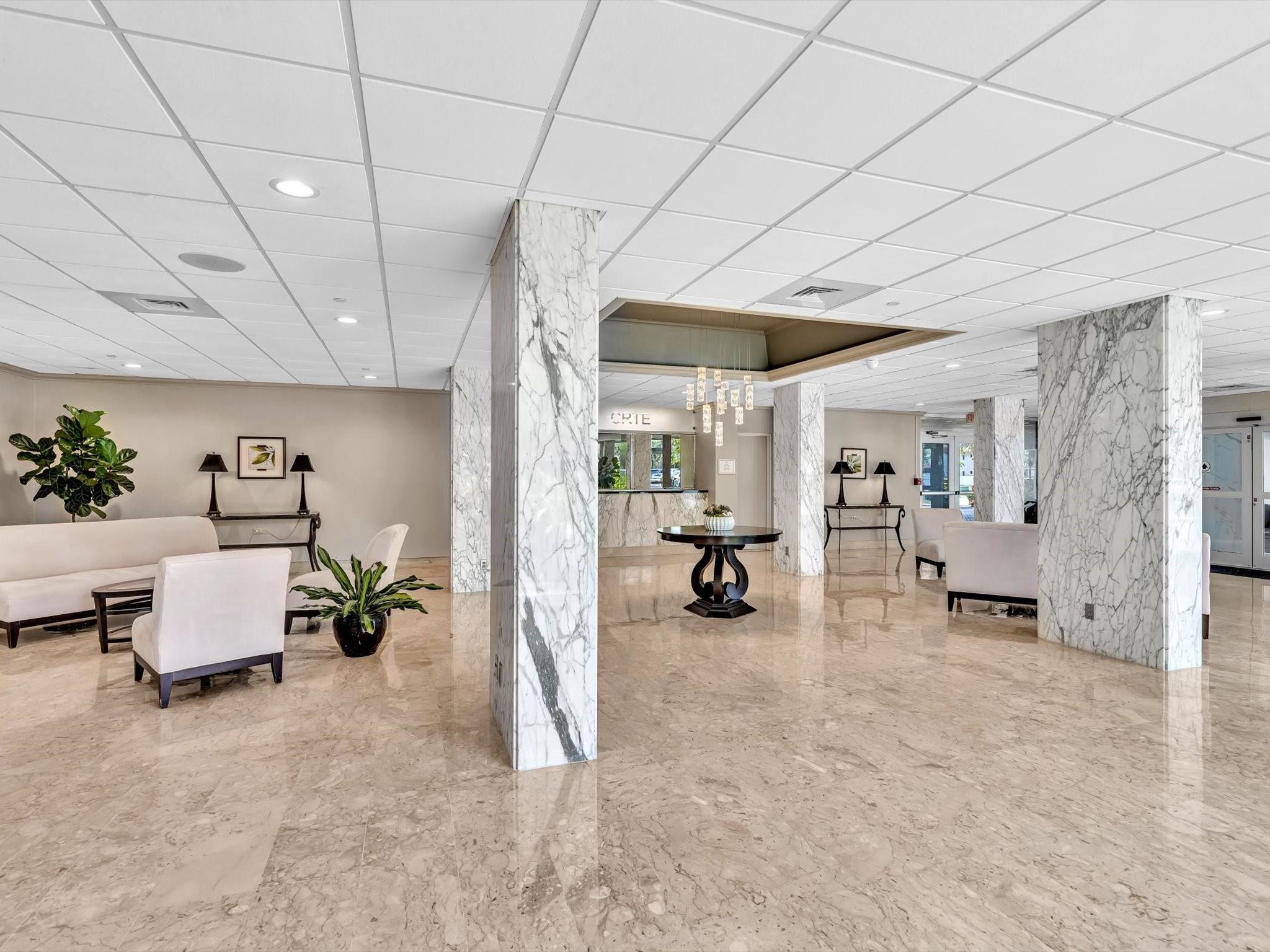 Coral Ridge Towers East - Residential