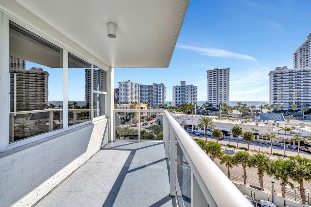 Photo of 3300 NE 36th St #609, Fort Lauderdale, FL 33308 (MLS # F10532014)
