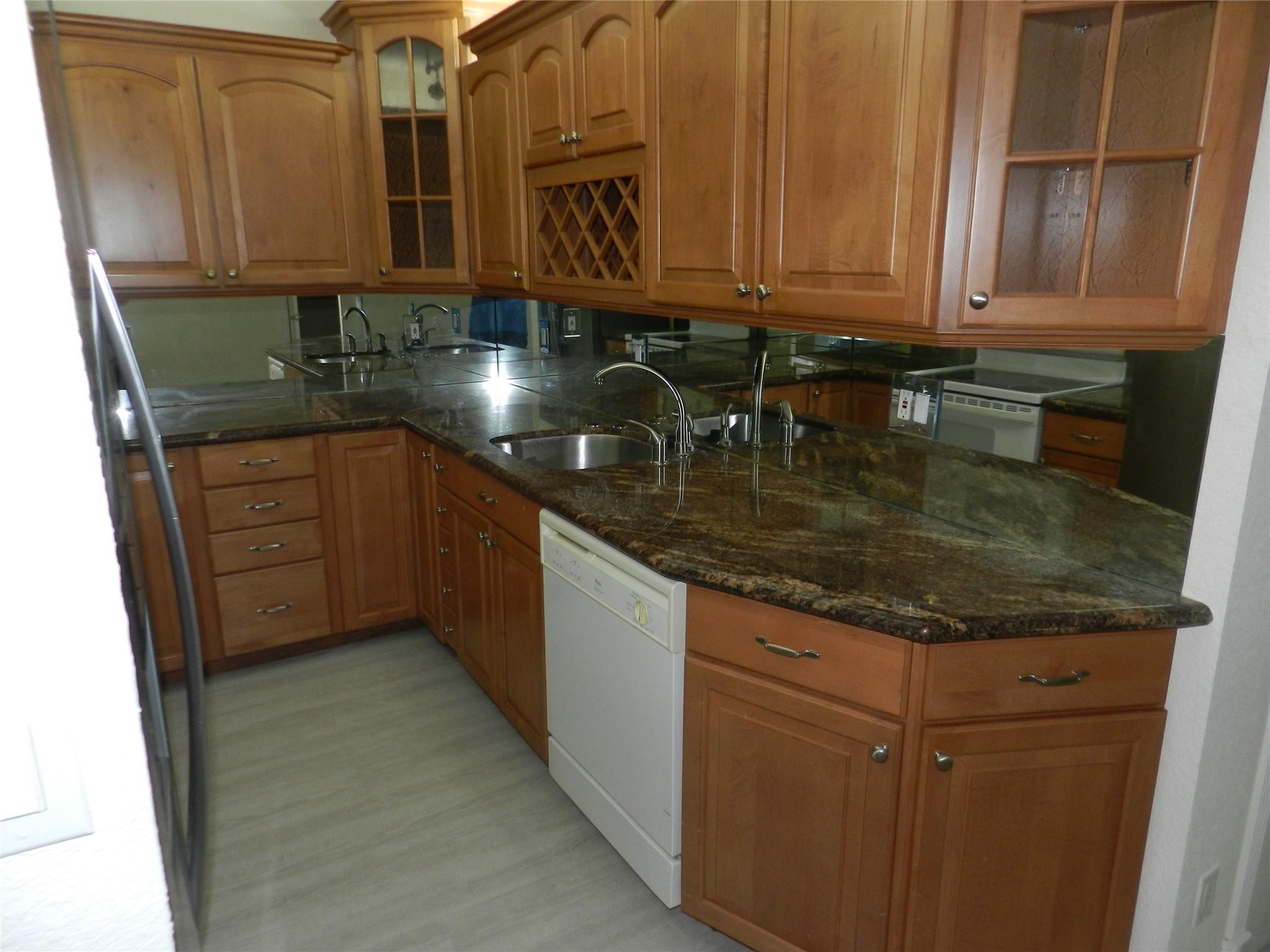6307 Bay Club Dr 2
