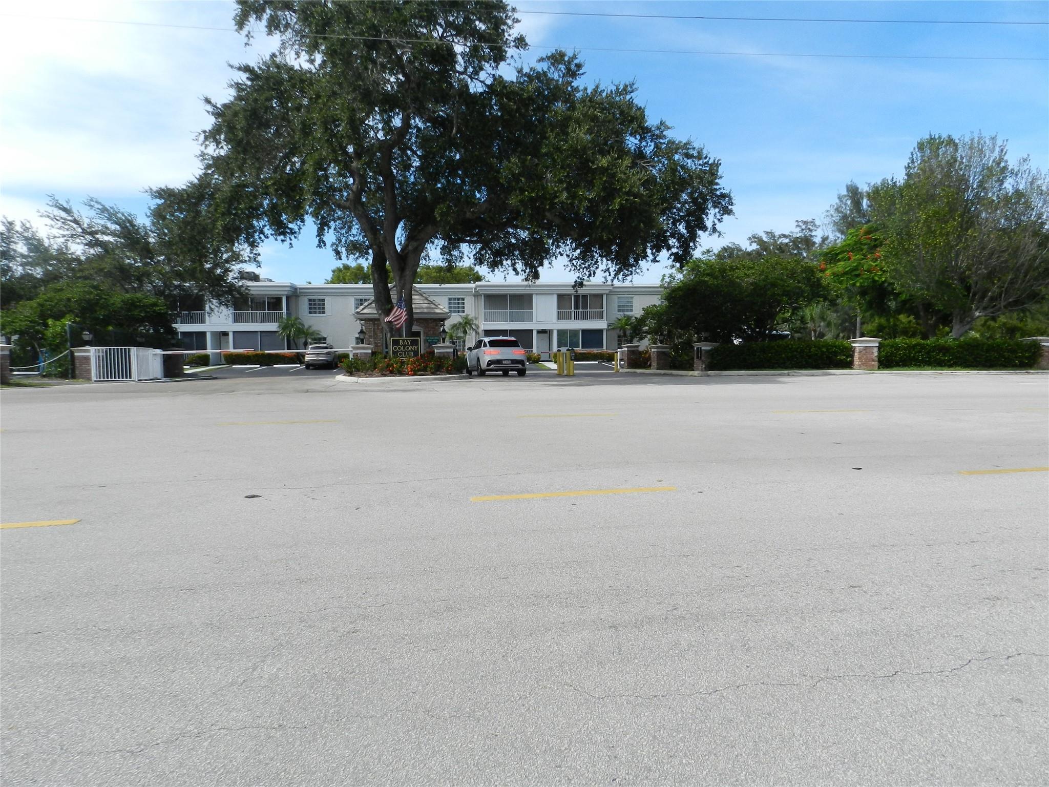 6307 Bay Club Dr 2