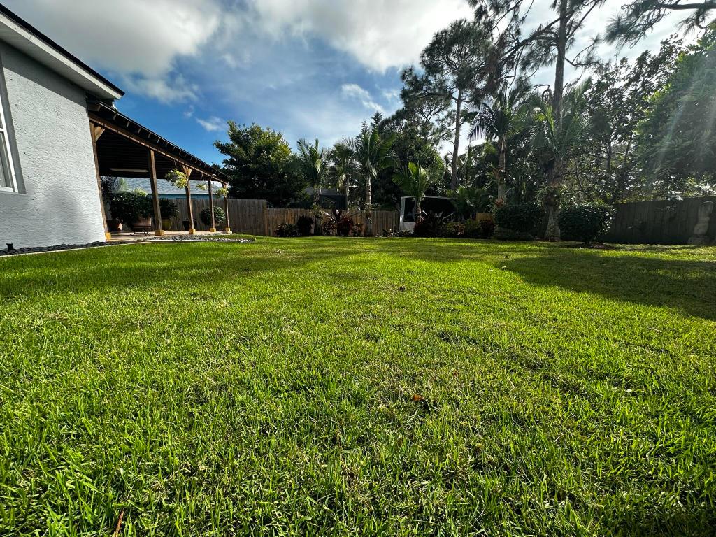 PORT ST LUCIE SECTION 7 - Residential Lease