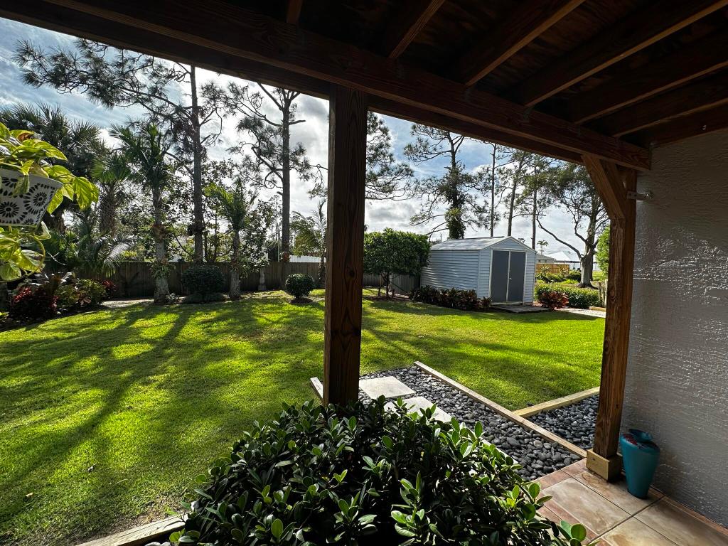 PORT ST LUCIE SECTION 7 - Residential Lease