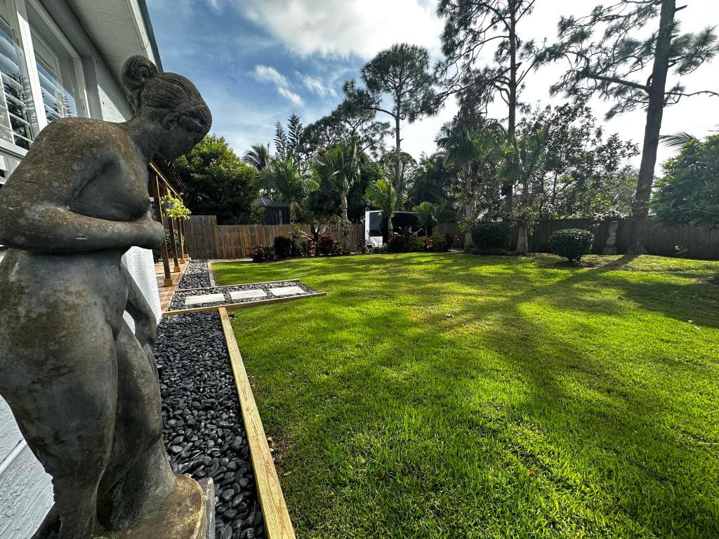 PORT ST LUCIE SECTION 7 - Residential Lease