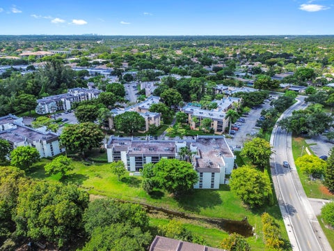 Tiny photo for 8441 Forest Hills Drive #306, Coral Springs, FL 33065 (MLS # B26039962)