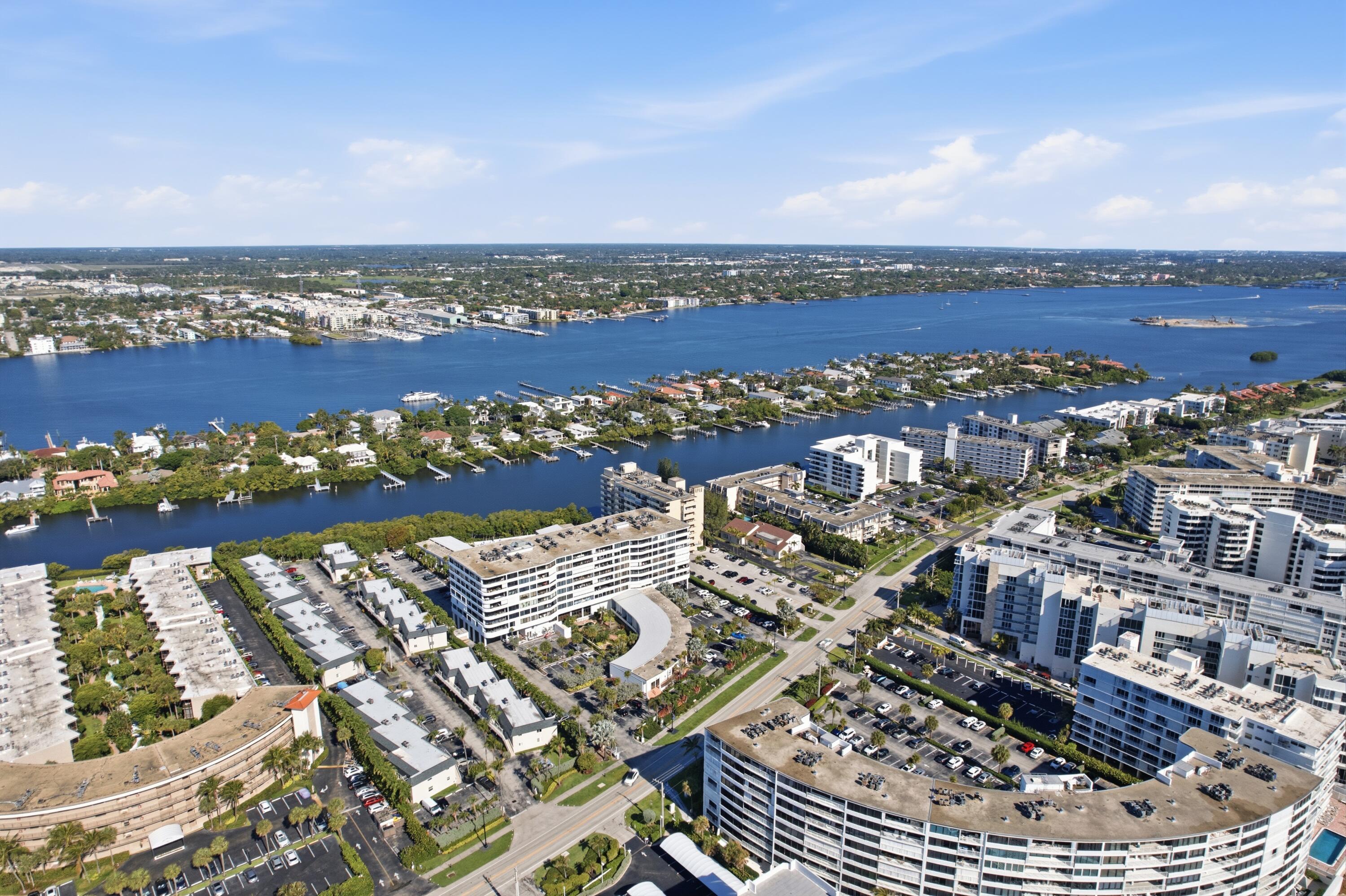 HORIZON WEST CONDO - Residential