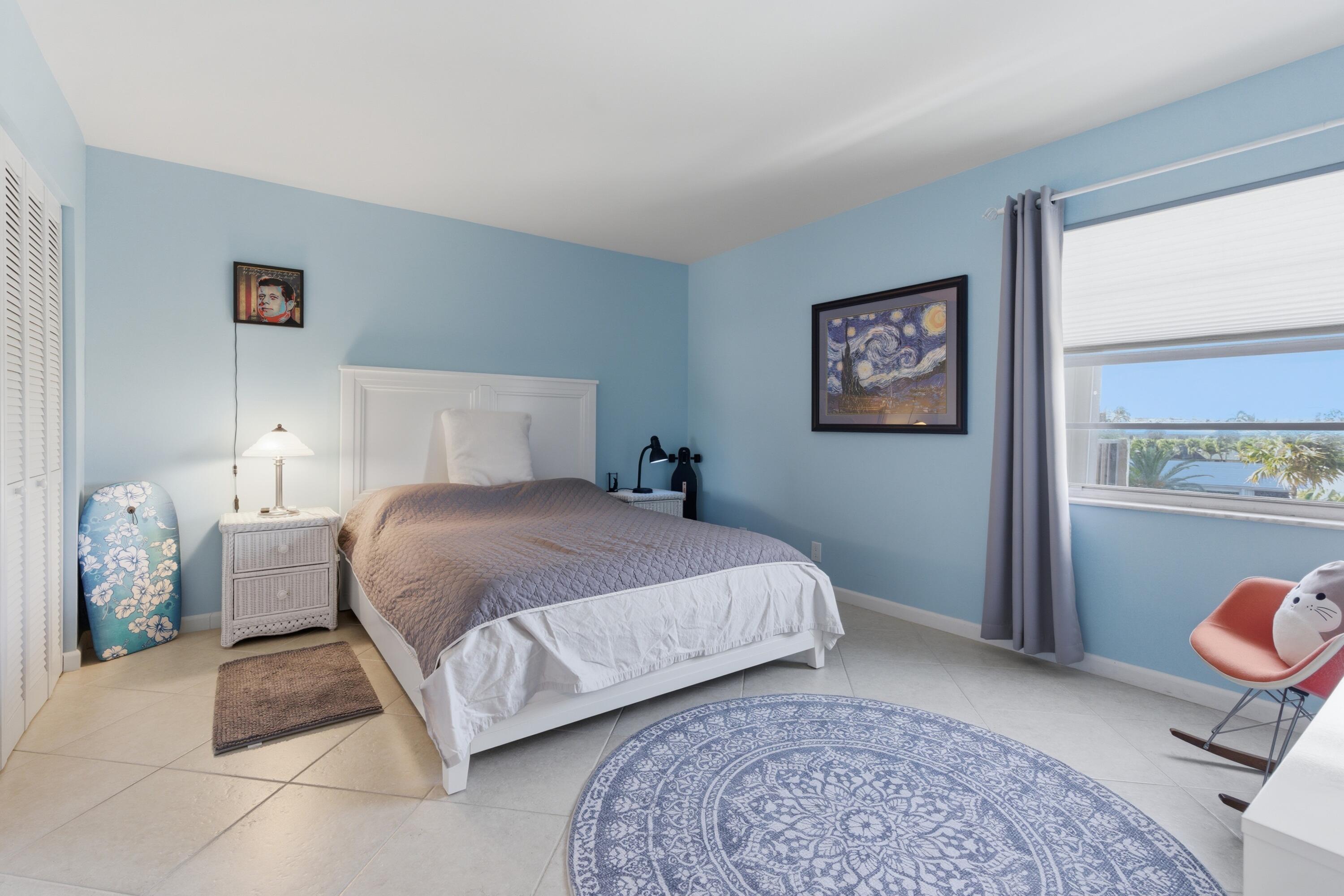 HORIZON WEST CONDO - Residential