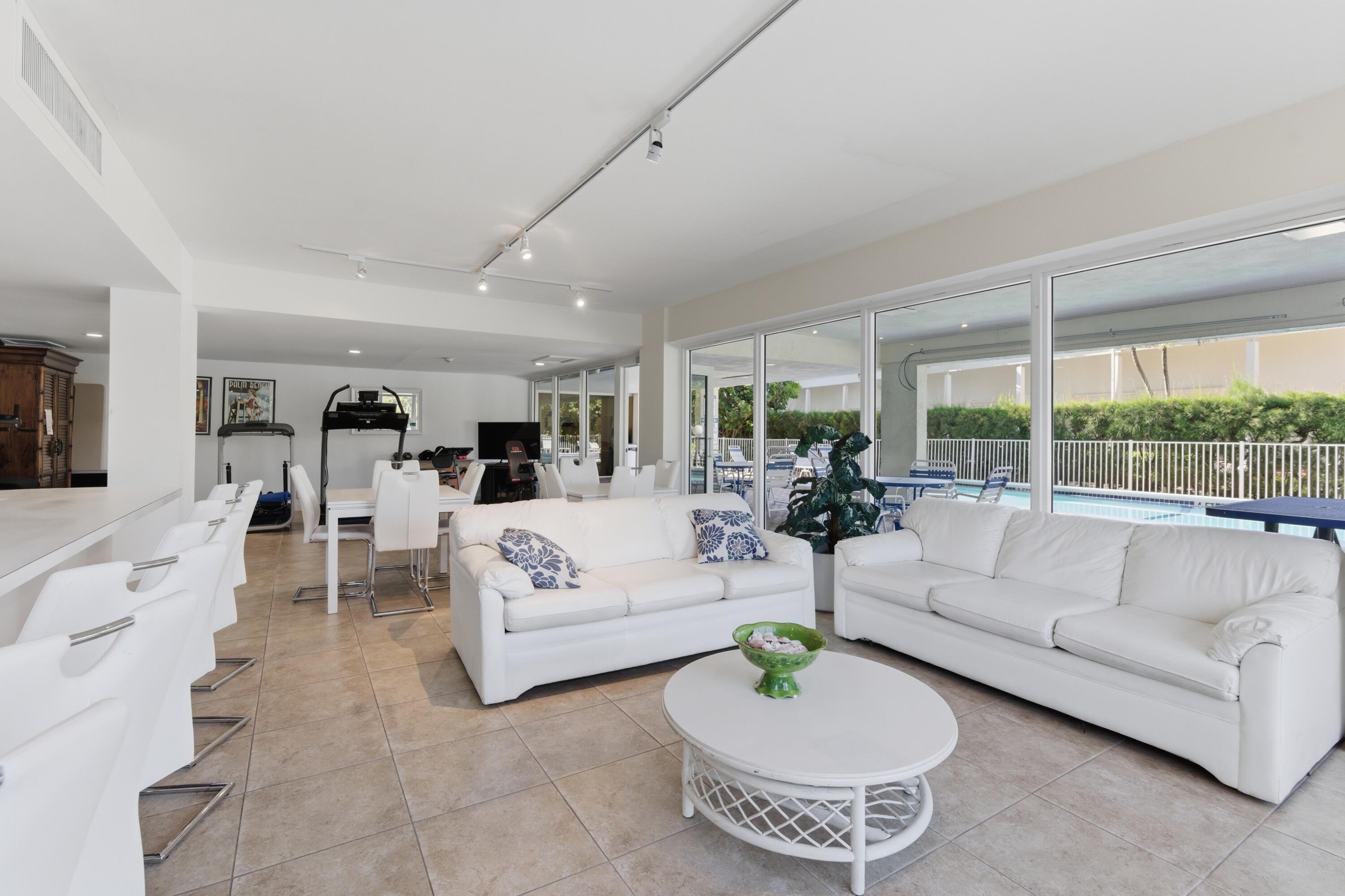 HORIZON WEST CONDO - Residential