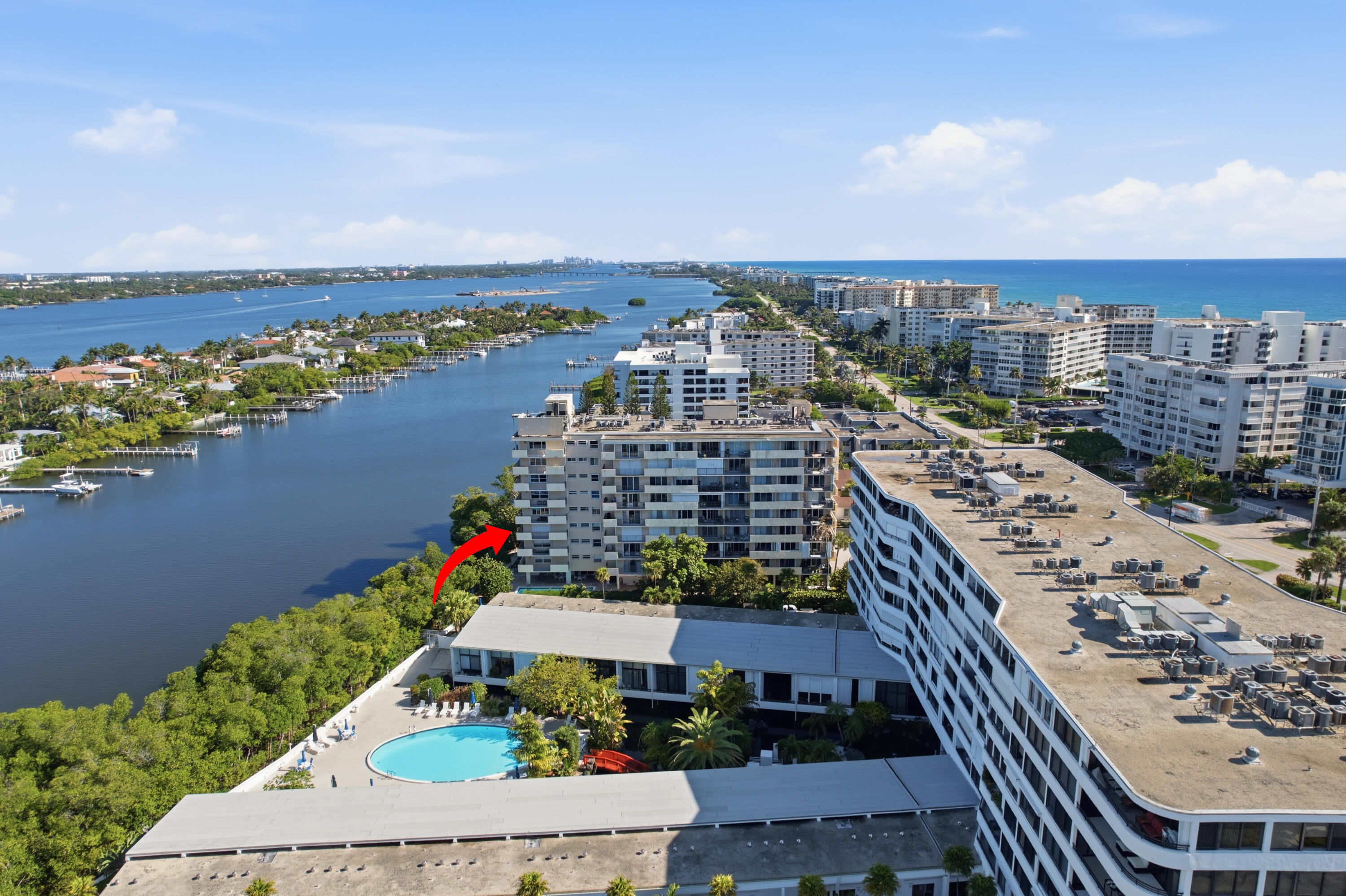 HORIZON WEST CONDO - Residential