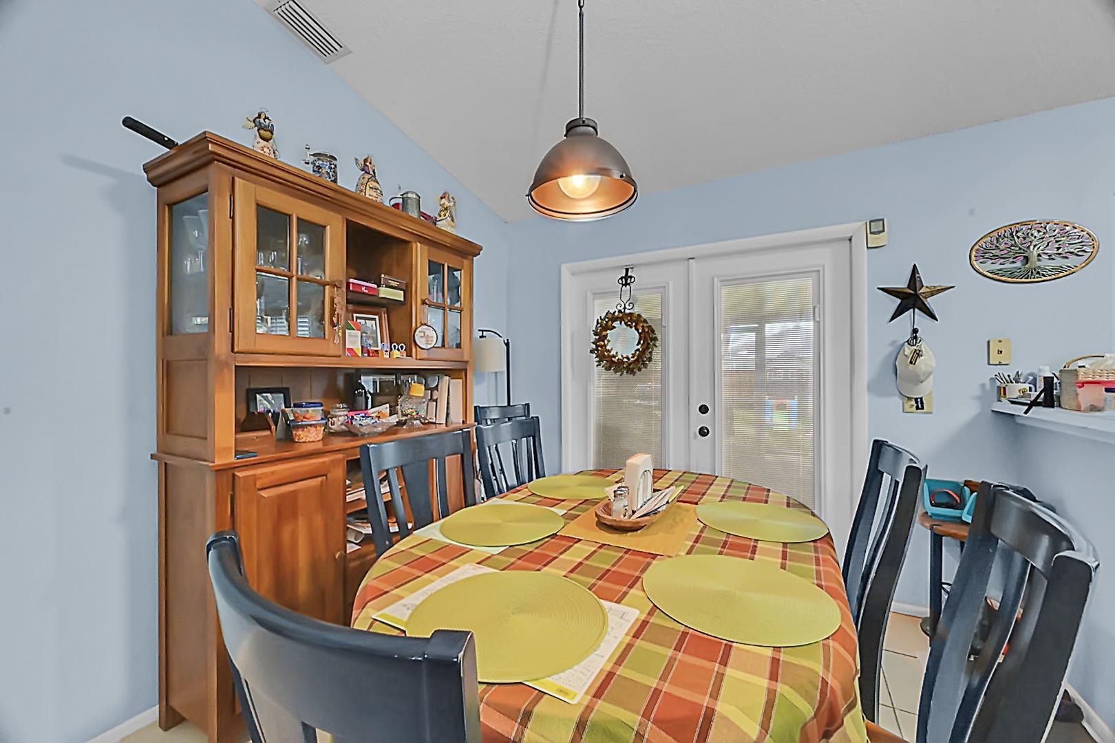 PORT ST LUCIE SECTION 33 - Residential