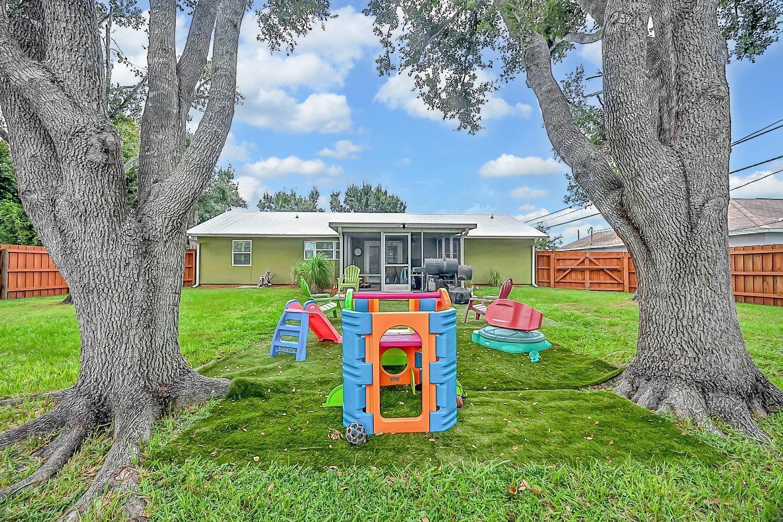 PORT ST LUCIE SECTION 33 - Residential