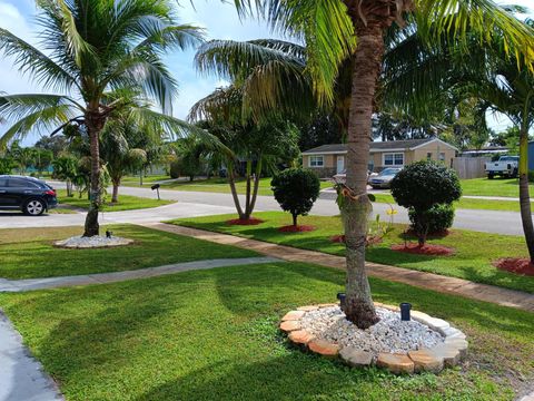 A home in Lake Worth