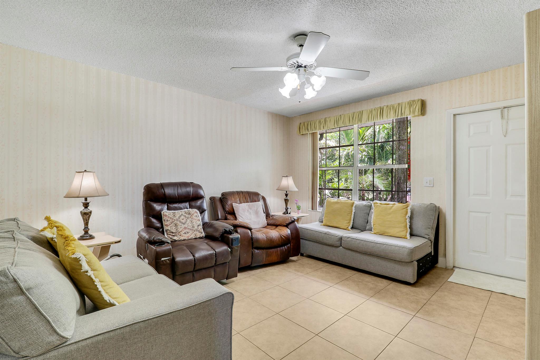 968 Sumter Road W