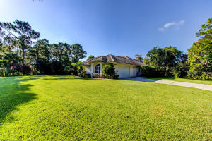 Palm Beach Country Estate - Residential