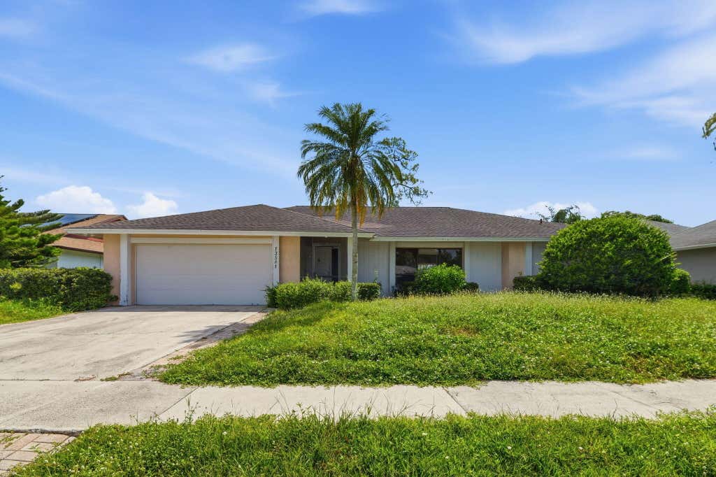 Photo of 13581 Columbine Avenue, Wellington, FL 33414 (MLS # B26063867)