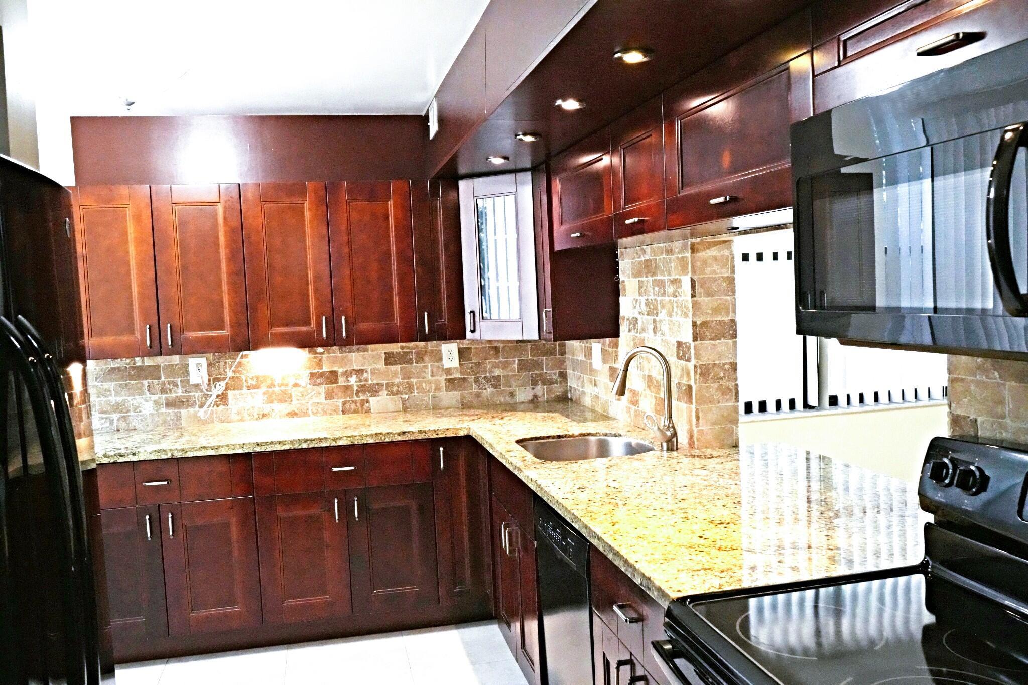 ROYAL PALM AT PLANTATION - Residential