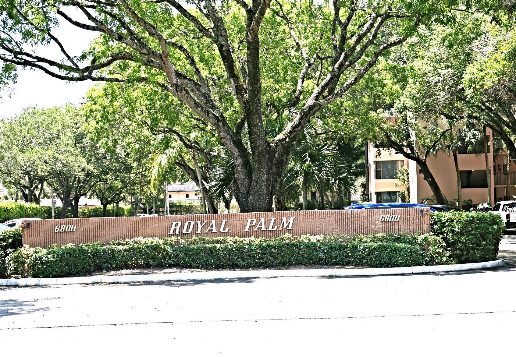 ROYAL PALM AT PLANTATION - Residential