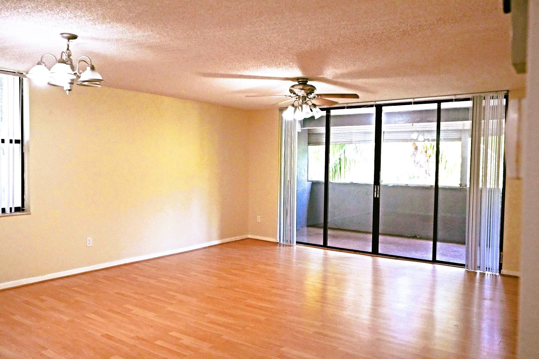 ROYAL PALM AT PLANTATION - Residential