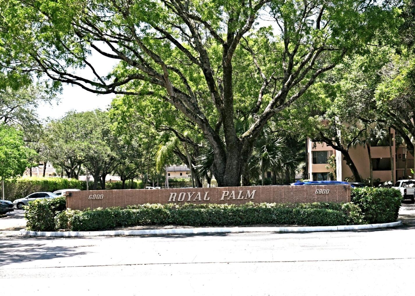 ROYAL PALM AT PLANTATION - Residential