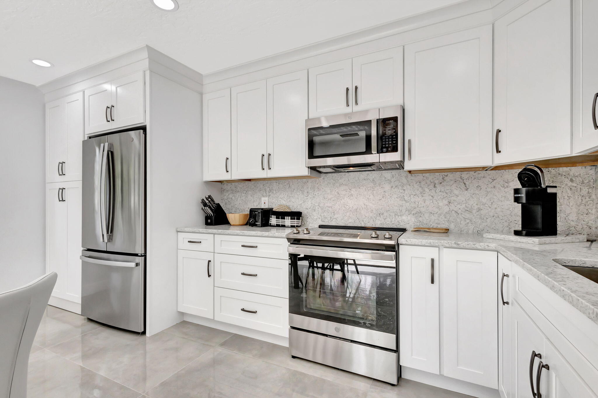 PGA RESORT COMMUNITY PL OF PRESTWICK CHASE UNIT 1 - Residential Lease