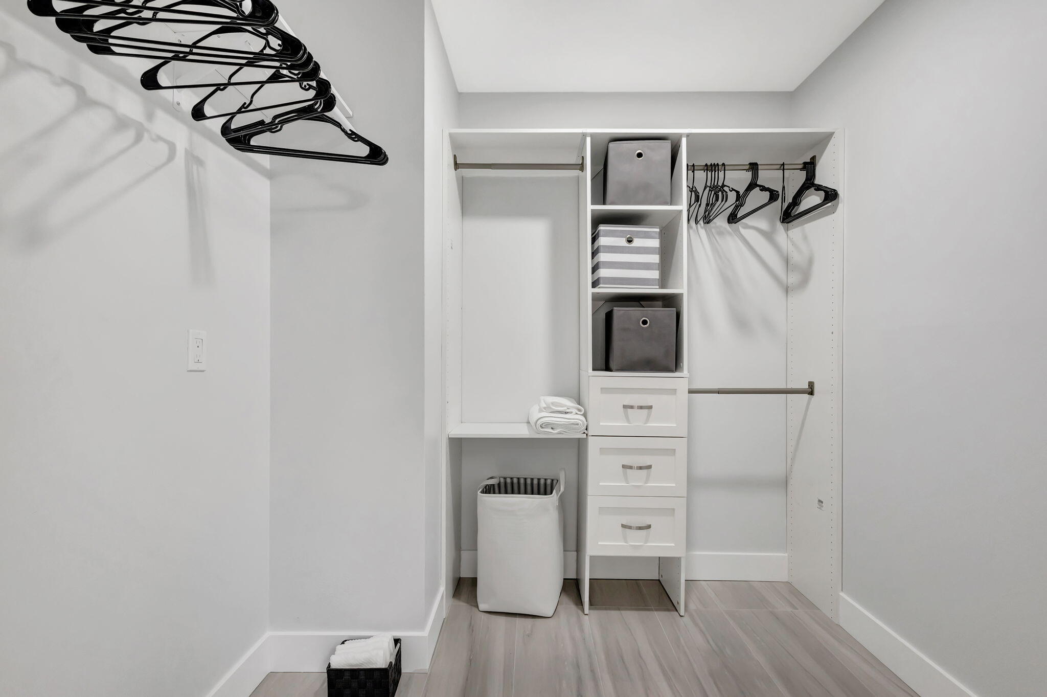 PGA RESORT COMMUNITY PL OF PRESTWICK CHASE UNIT 1 - Residential Lease