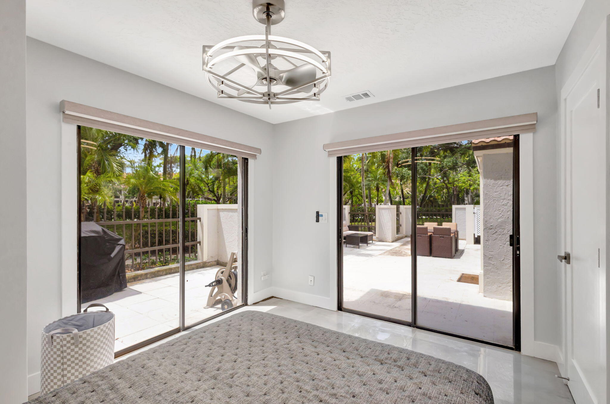 PGA RESORT COMMUNITY PL OF PRESTWICK CHASE UNIT 1 - Residential Lease